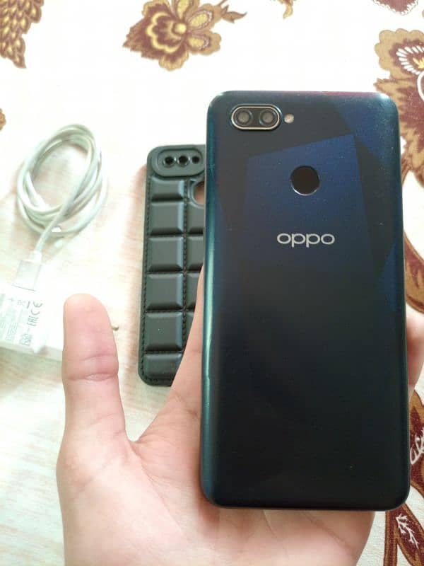 Oppo A12 All Ok 3Gb/32Gb Black With Charger And Branded Pouch 1