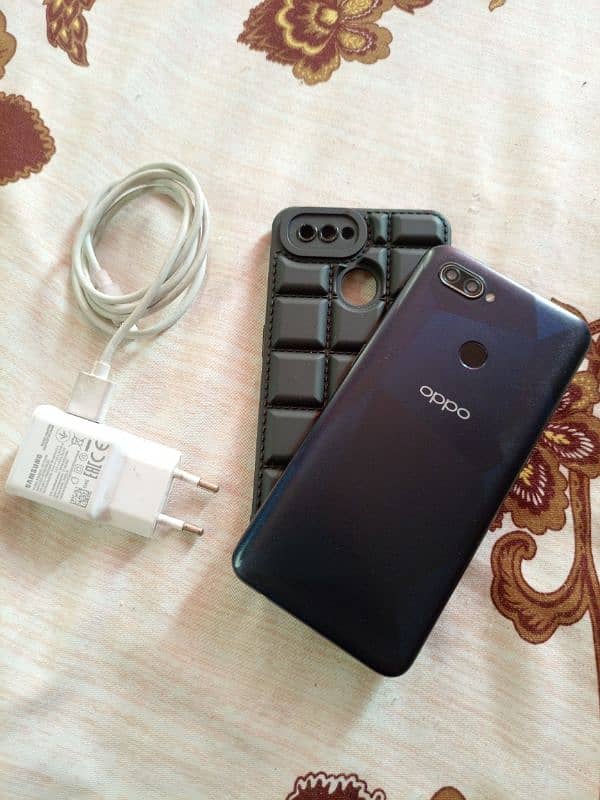 Oppo A12 All Ok 3Gb/32Gb Black With Charger And Branded Pouch 4