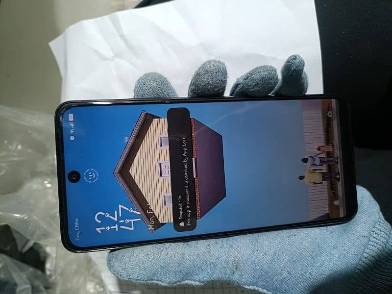 Realme C75.10/10 condition. one week use only. Full warrenty. Black. 4