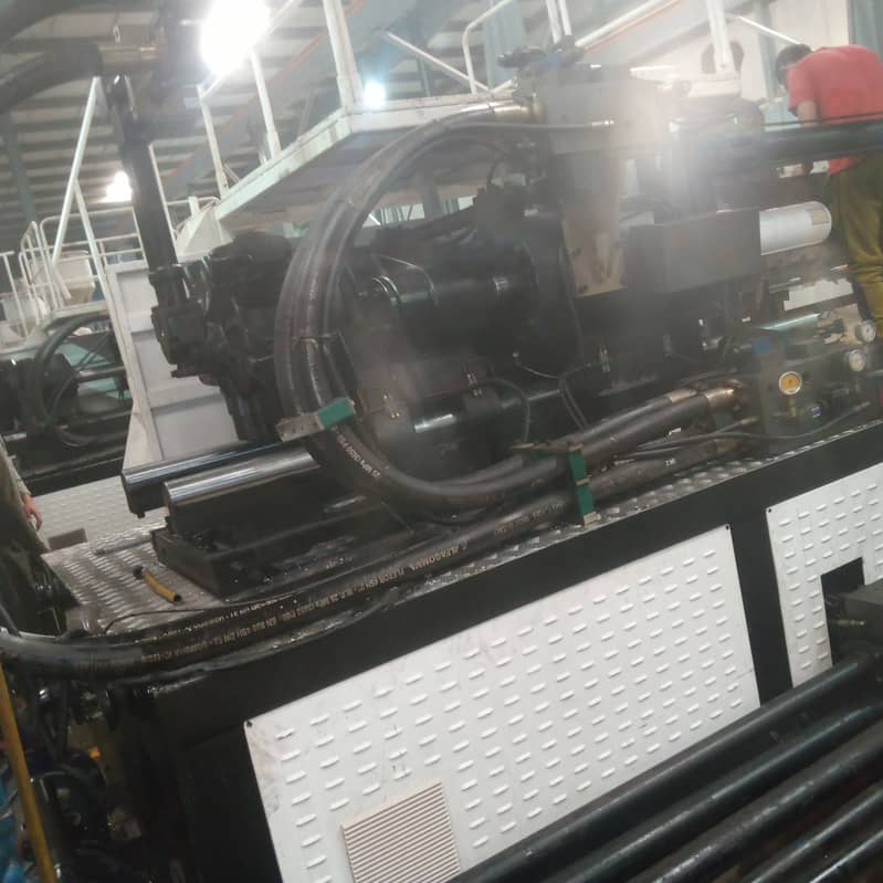 Slightly Used Injection Molding Machine – Servo (Hwamda) 2