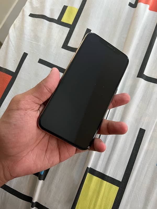 iphone Xs 256gb pta approved 3