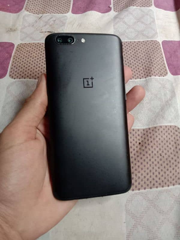 oneplus5 with box 8/128 gb pta approved 1