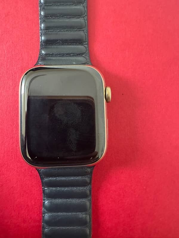 Apple watch series 7 45mm (Gold) 3