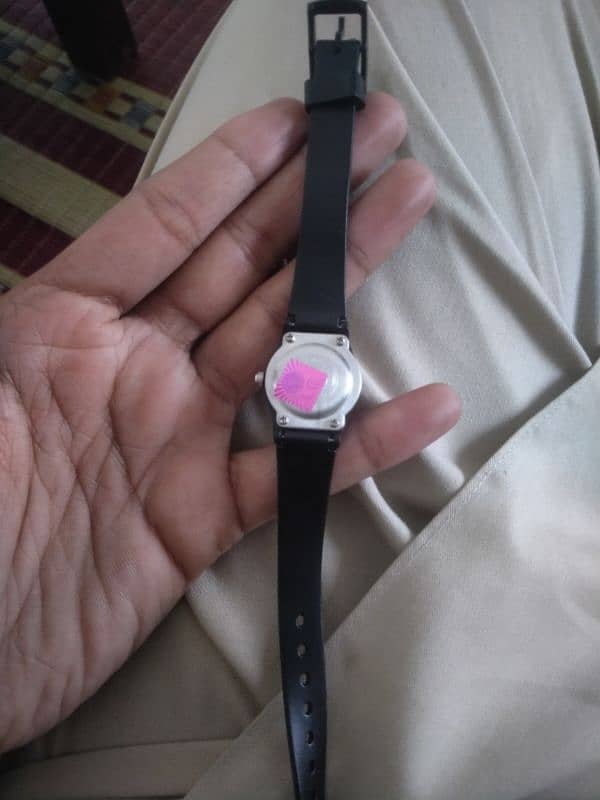 LG new Watch Water prof only 500 rupes 1