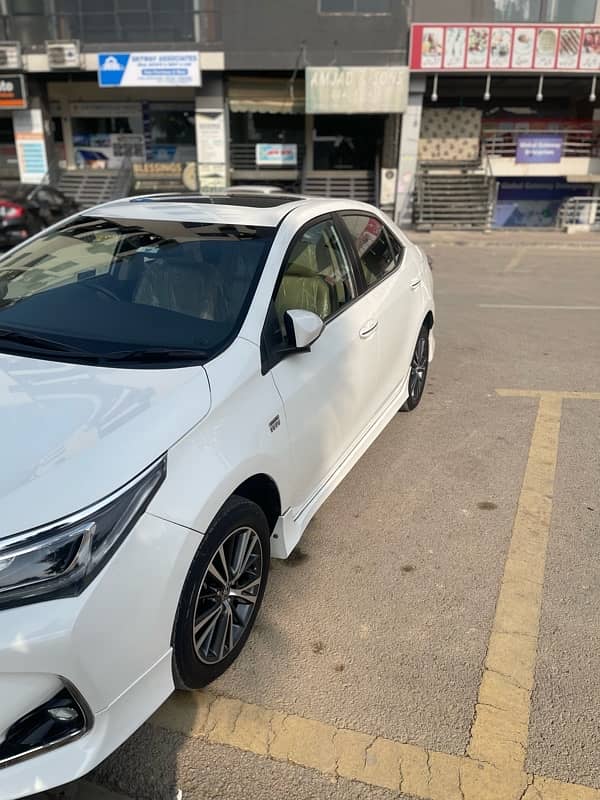 Toyota Altis Grande 2021 1