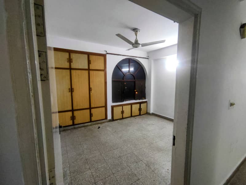 2 bed pha flat for rent at G-11 0