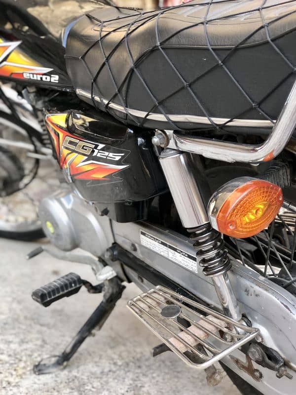 Honda CG 125 6