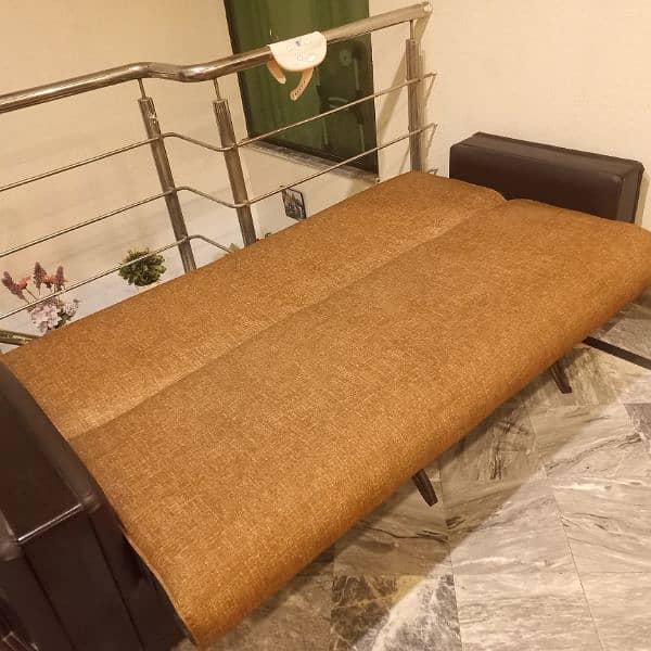 Original Molty Foam Sofa Bed- 9/10 2