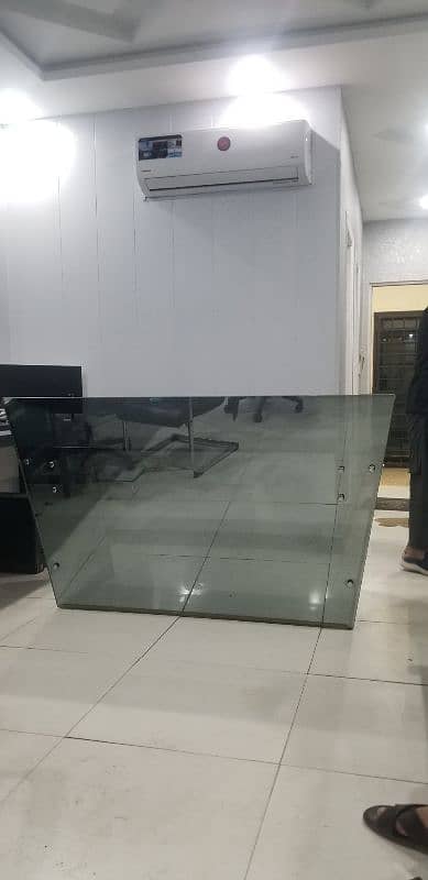 Tempered Glass Table 4