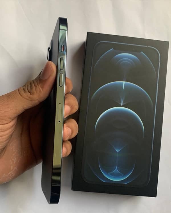 iphone 12 pro max 128gb with box 2