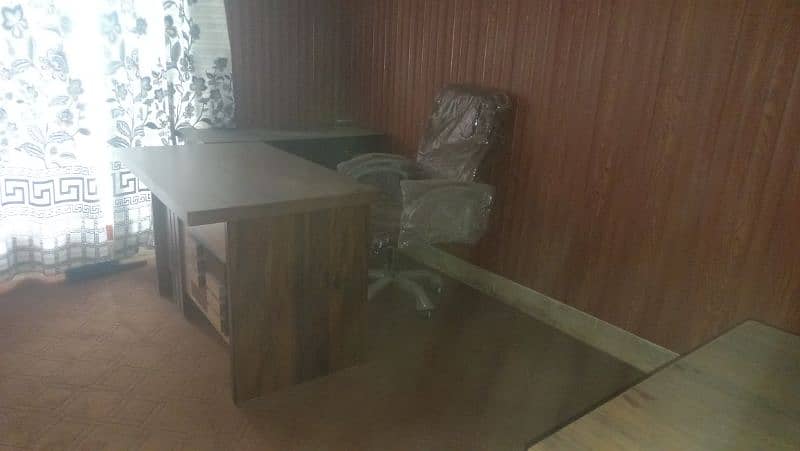 brand new 3 tables with 2 leather executive chairs 4