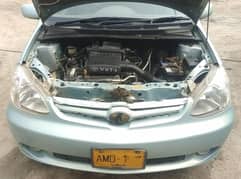 Toyota Platz 2003