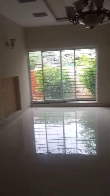 10 Marla House For Sale In Paragon City Lahore 18