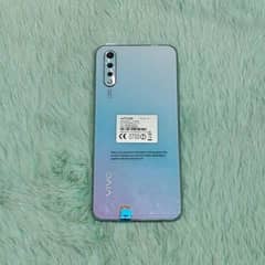 vivo s1 08/256G. B with display finger