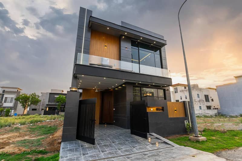 5 Marla Ultra Modern House Available For Sale In DHA 9 Town Lahore 0