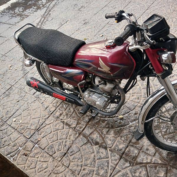 Honda CG125 Red color for sale 1