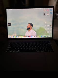 MacBook