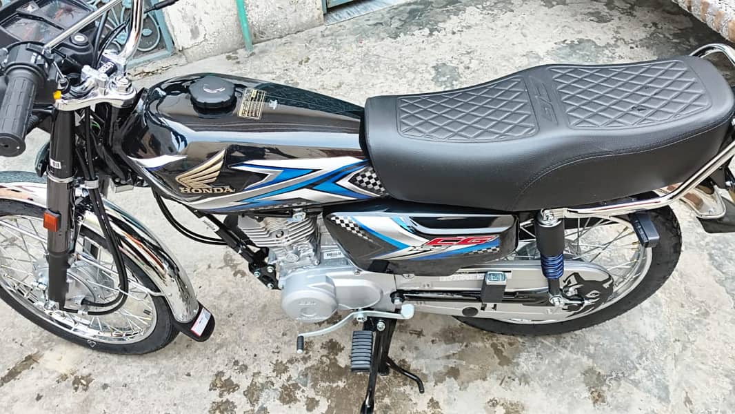 Honda CG 125 | MODEL 2025 | TOTAL GENIUN 3