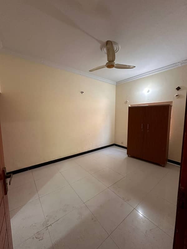 FULL HOUSE FOR RENT LOCATION AYUB COLONY 3