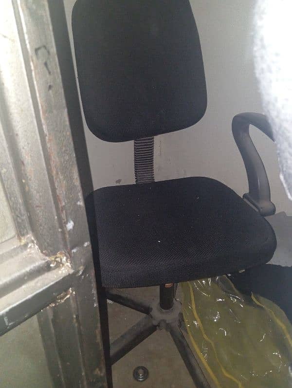 computer chair 1