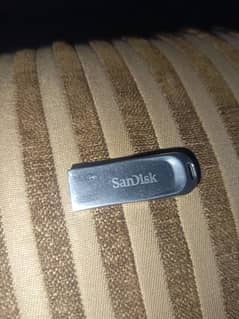 Urgent sale: SanDisk ultra luxe USB 3.1 flash drive