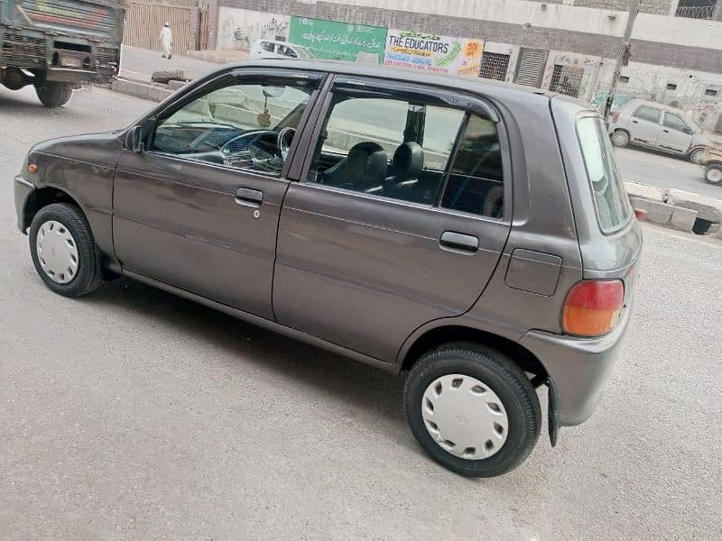 Daihatsu Cuore 2009 1