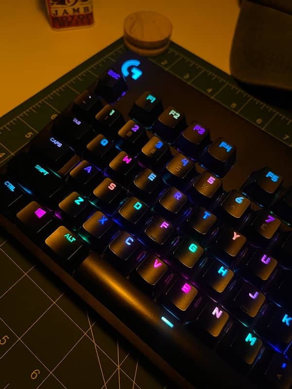 Logitech G PRO X TKL LIGHTSPEED Mechanical Gaming Keyboard 1