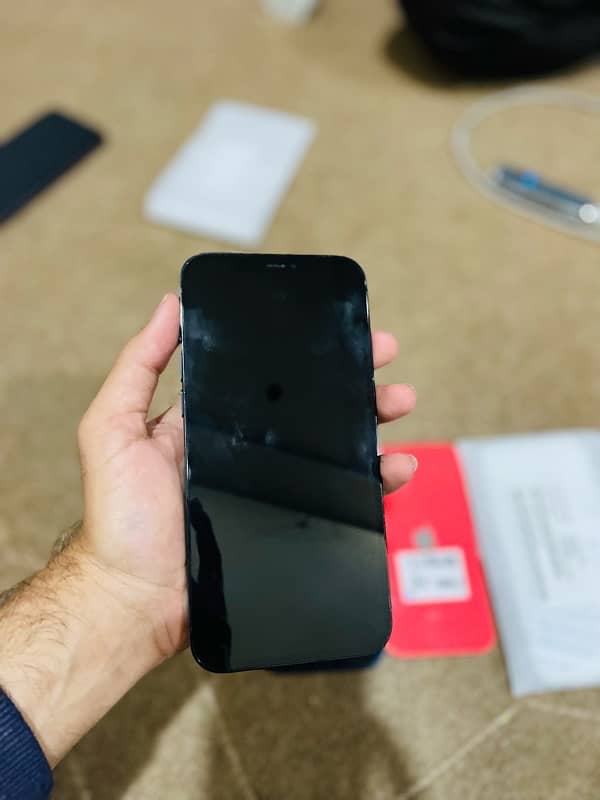 iphone 12 pro max 256gb PTA approved 3