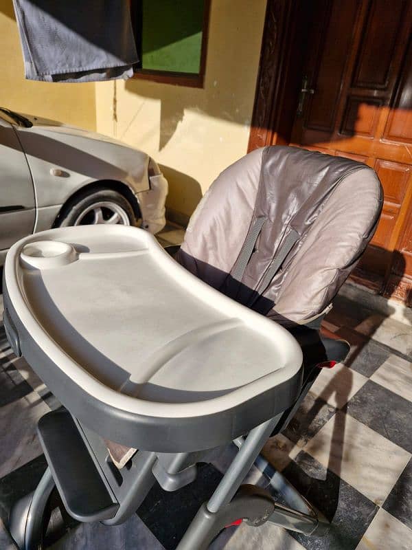 baby highchair branded in good condition 2