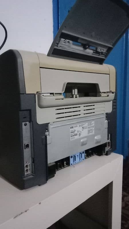 Laser printer 7