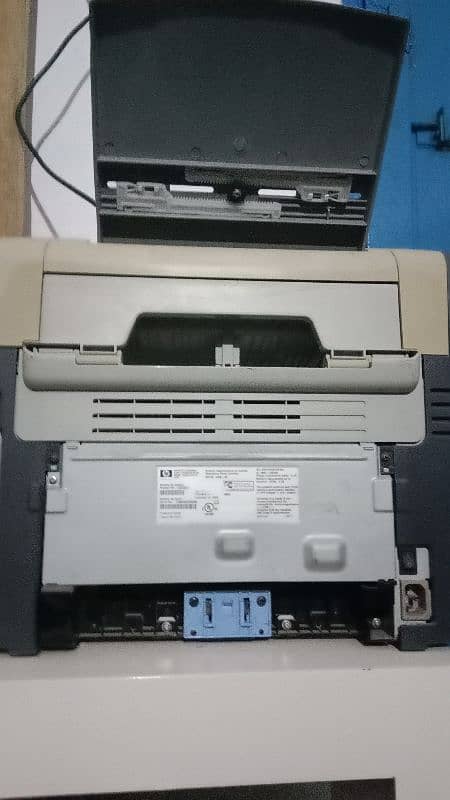 Laser printer 8