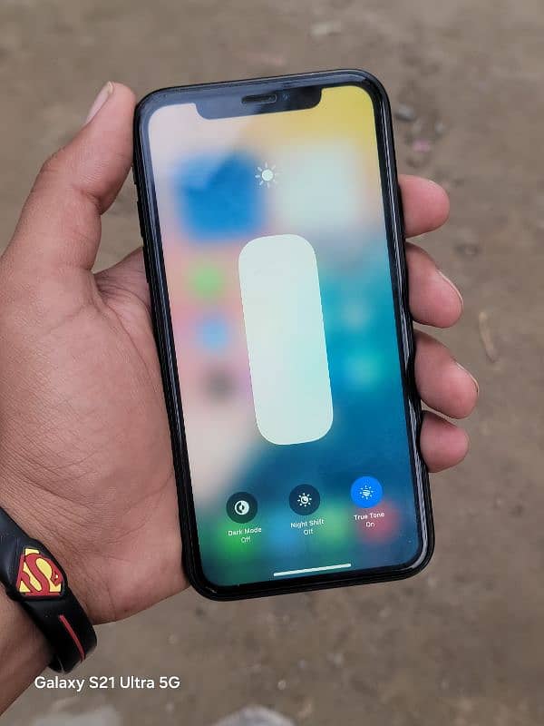 iPhone xR 64GB *WATERPACK* 2