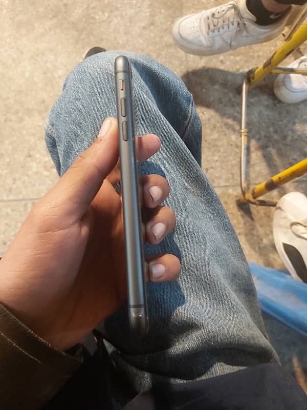 iphone 11 non pta jv (urgent sale) 5