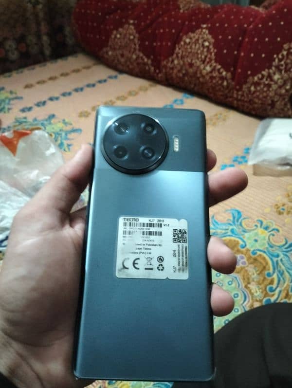 Techno Spark 20 pro plus 4