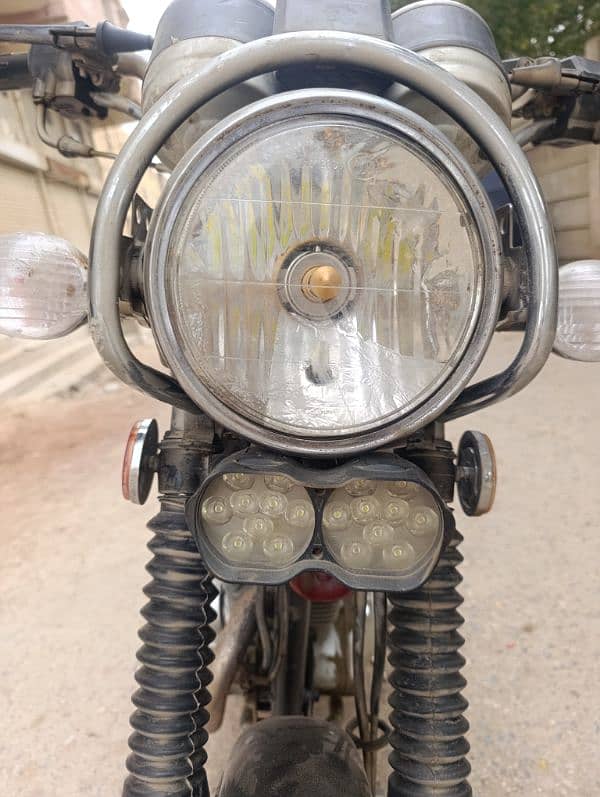 Suzuki GS 150 For Sale 5