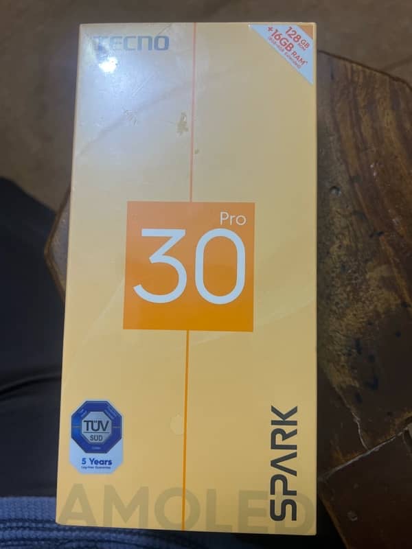 Spark 30 pro box pack 0