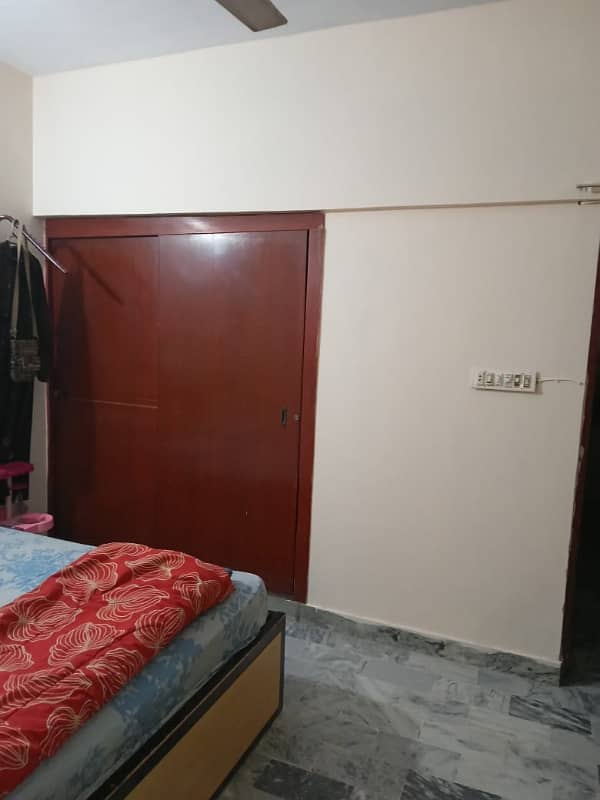 2 BEDS DRAWING DINING FLAT IN BOUNDARY WALL 3