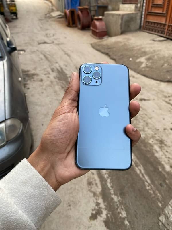 iPhone 11pro 64gb jv 4month sim time seriousbuyer 2