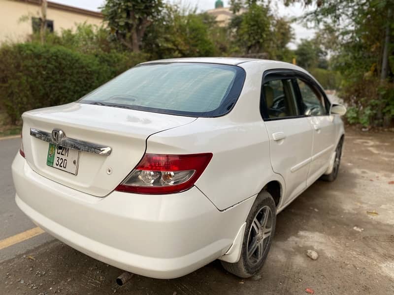 Honda City Vario 2005 automatic 4