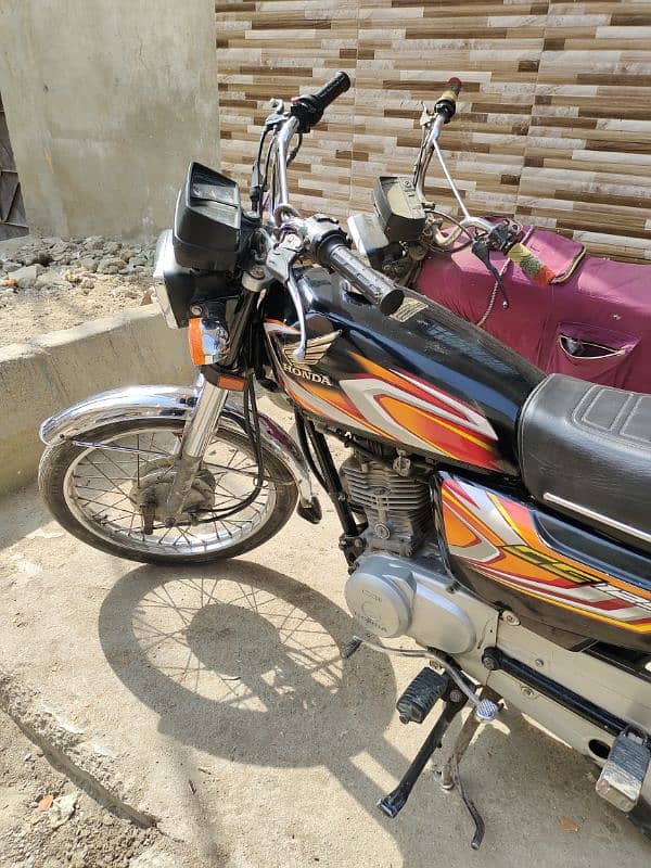 urgent sell honda 125 model 2022 8