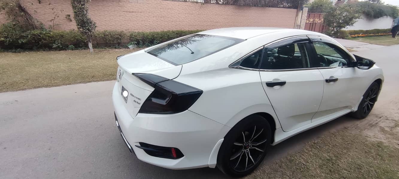 Honda Civic VTi Oriel Prosmatec 2016 3