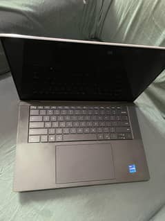 Dell precision 5550 i7/10th 4Gb graphics