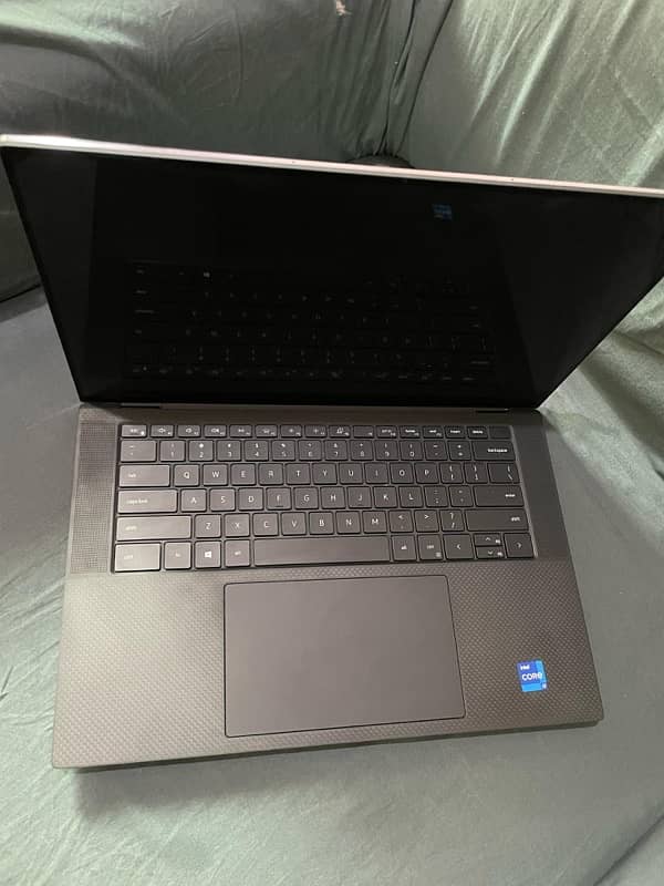 Dell precision 5550 i7/10th 4Gb graphics 0