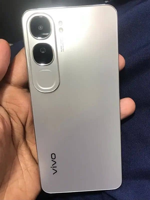 Vivo Y200  ( 8/256 ) 0