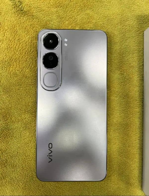 Vivo Y200  ( 8/256 ) 2