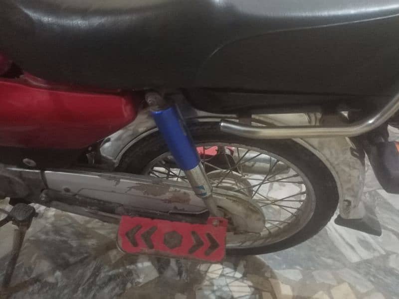 Honda CD 01 model gud average 2