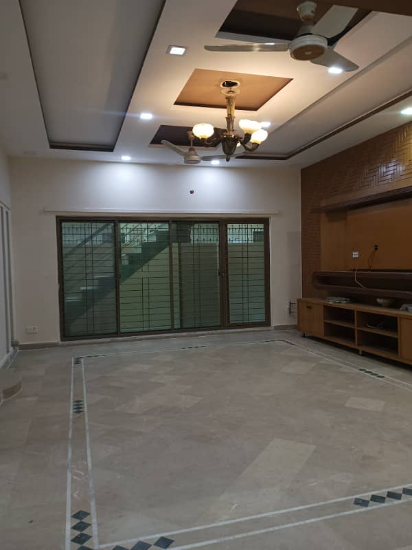 8 MARLA BEAUTIFUL HOUSE AVAILABLE FOR RENT IN DHA RAHBER 11 SECTOR 1 5