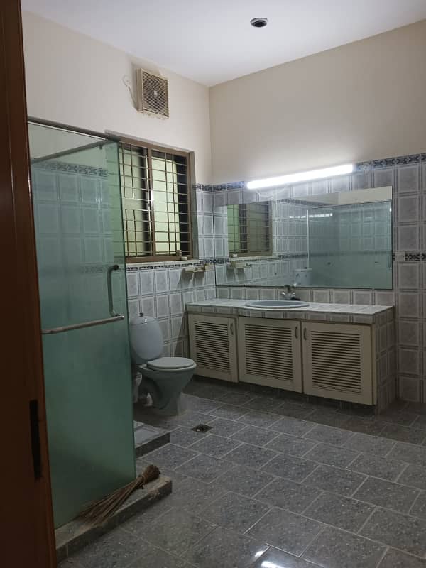 8 MARLA BEAUTIFUL HOUSE AVAILABLE FOR RENT IN DHA RAHBER 11 SECTOR 1 14