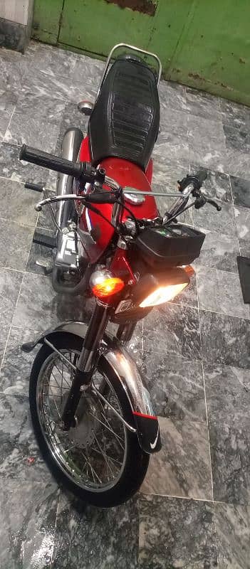 Honda CD125 10