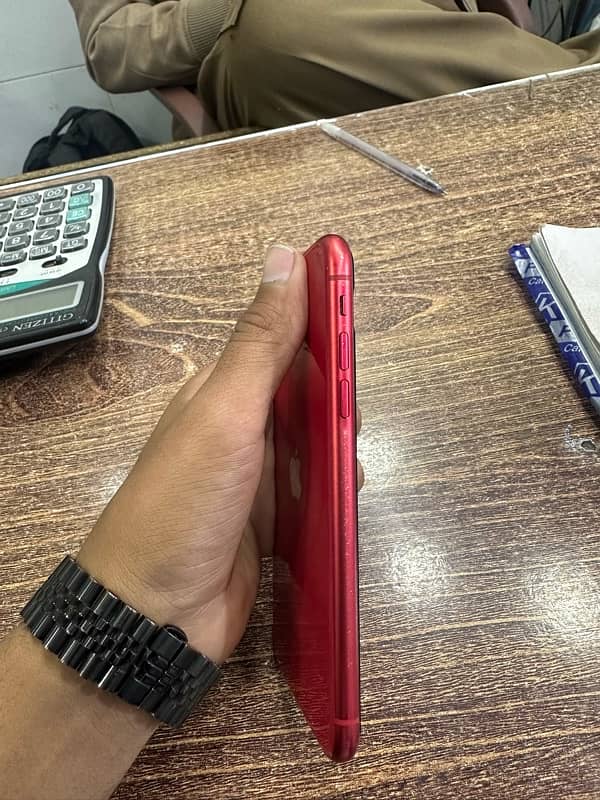 Apple iPhone 11 6